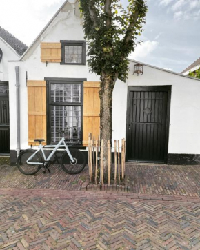 Strandlopertje free parking